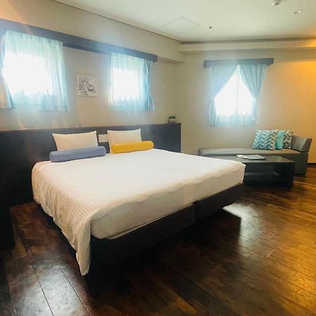 Rycom Crystal Hotel Okinawa Exteriör bild