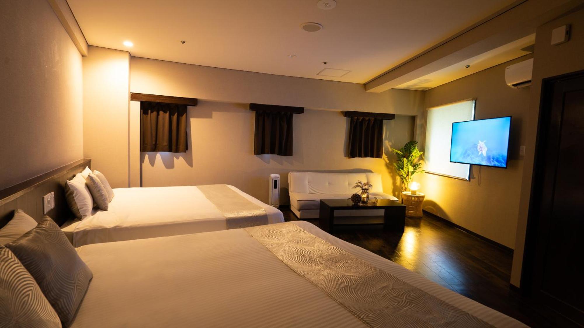 Rycom Crystal Hotel Okinawa Exteriör bild